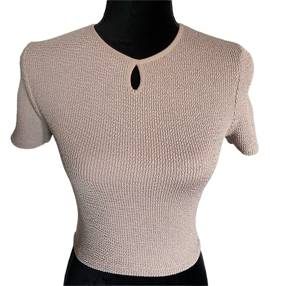 🎉2/20$ ZARA keyhole summer sweater💗 - Picture 1 of 5